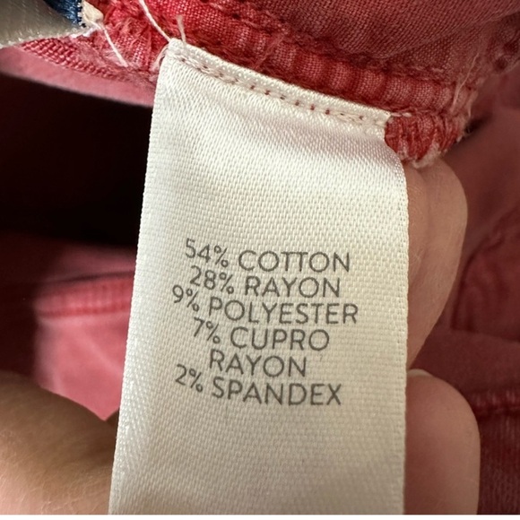 J. Jill Authentic Fit Pink Cropped Denim size 8 - Picture 7 of 12